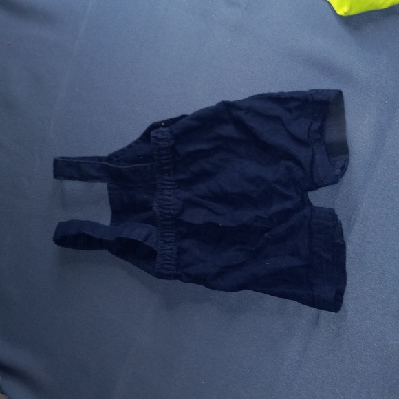 Outfit - Picture 2 of 2